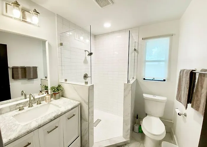 Сasa de vacaciones Newly Remodeled Beauty In