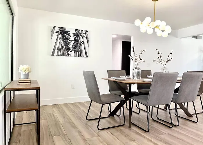 Newly Remodeled Beauty In * Phoenix